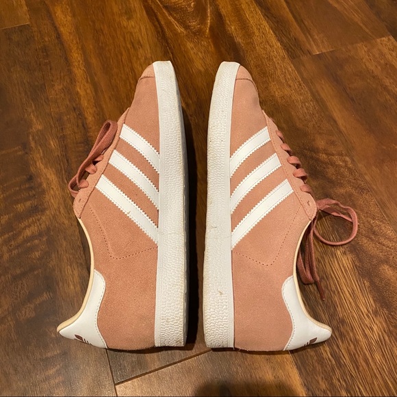 adidas Originals Gazelle in pink - BB5472 | everysize